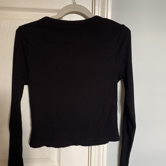 H&M button up shirt - Picture 2 of 2